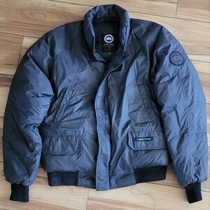 Canada Goose Black Label bomber parka